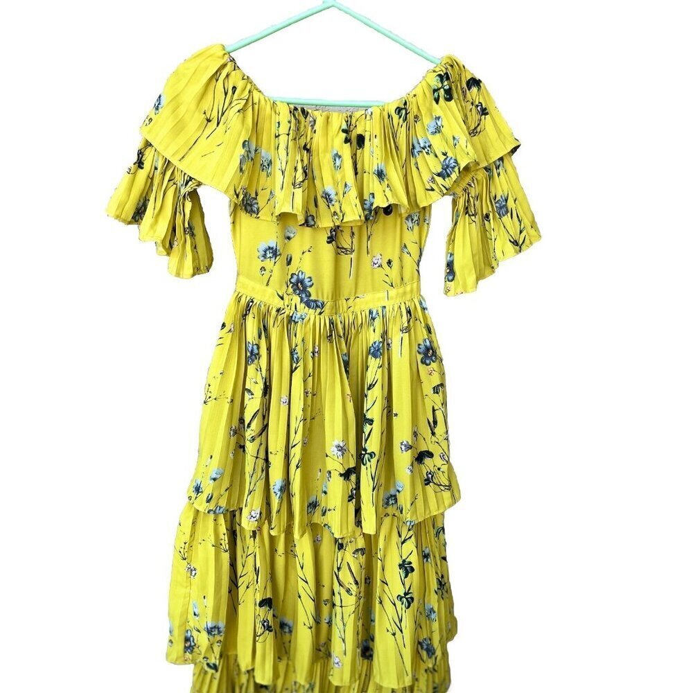 Few moda Women's Yellow Floral Off the Shoulder Pleated Maxi Dress Size S NWOT - Picture 4 of 16